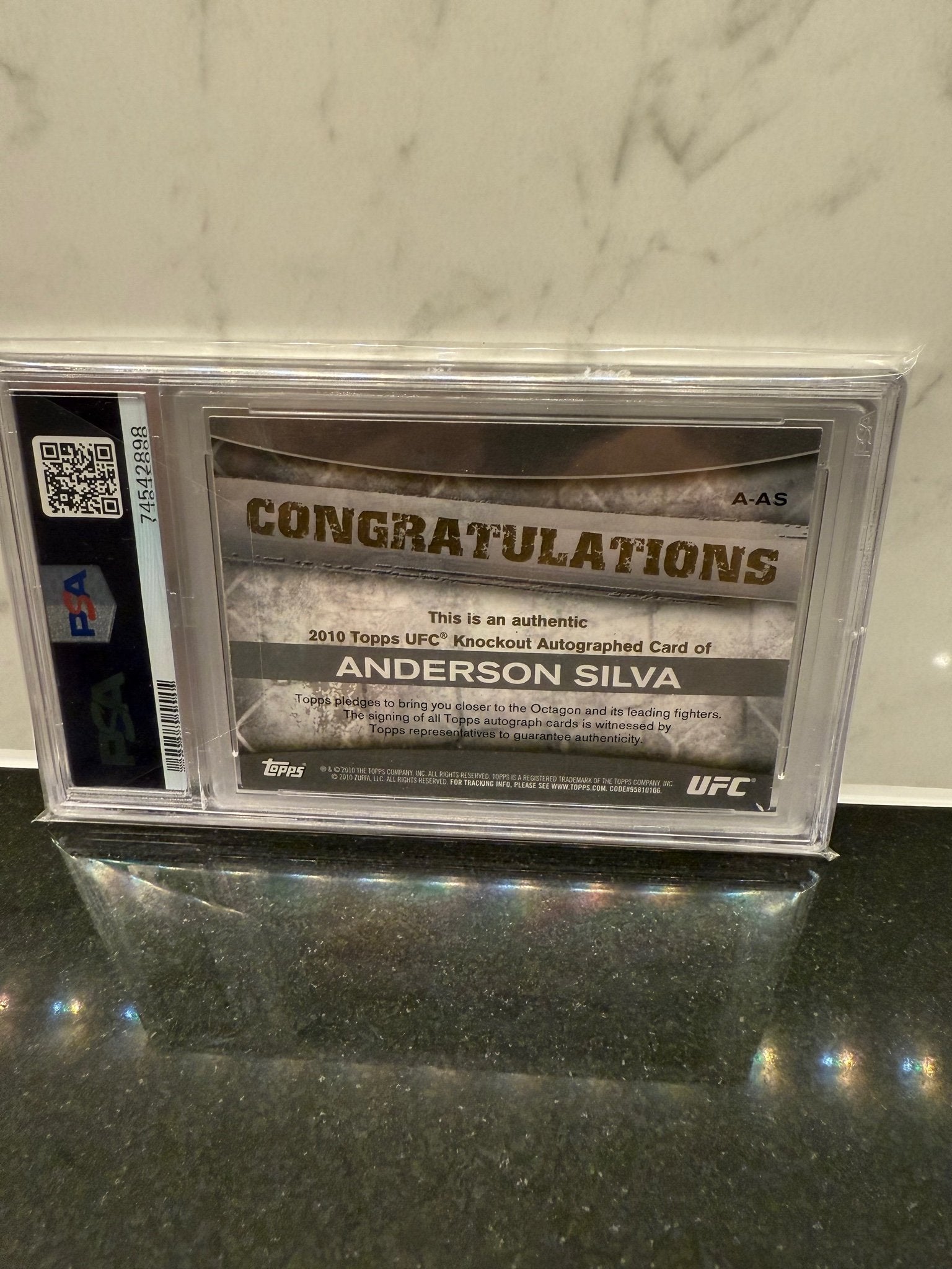 Anderson Silva Signed 2010 Topps UFC Knockout Green Auto /88 – PSA 6 – Middleweight GOAT!