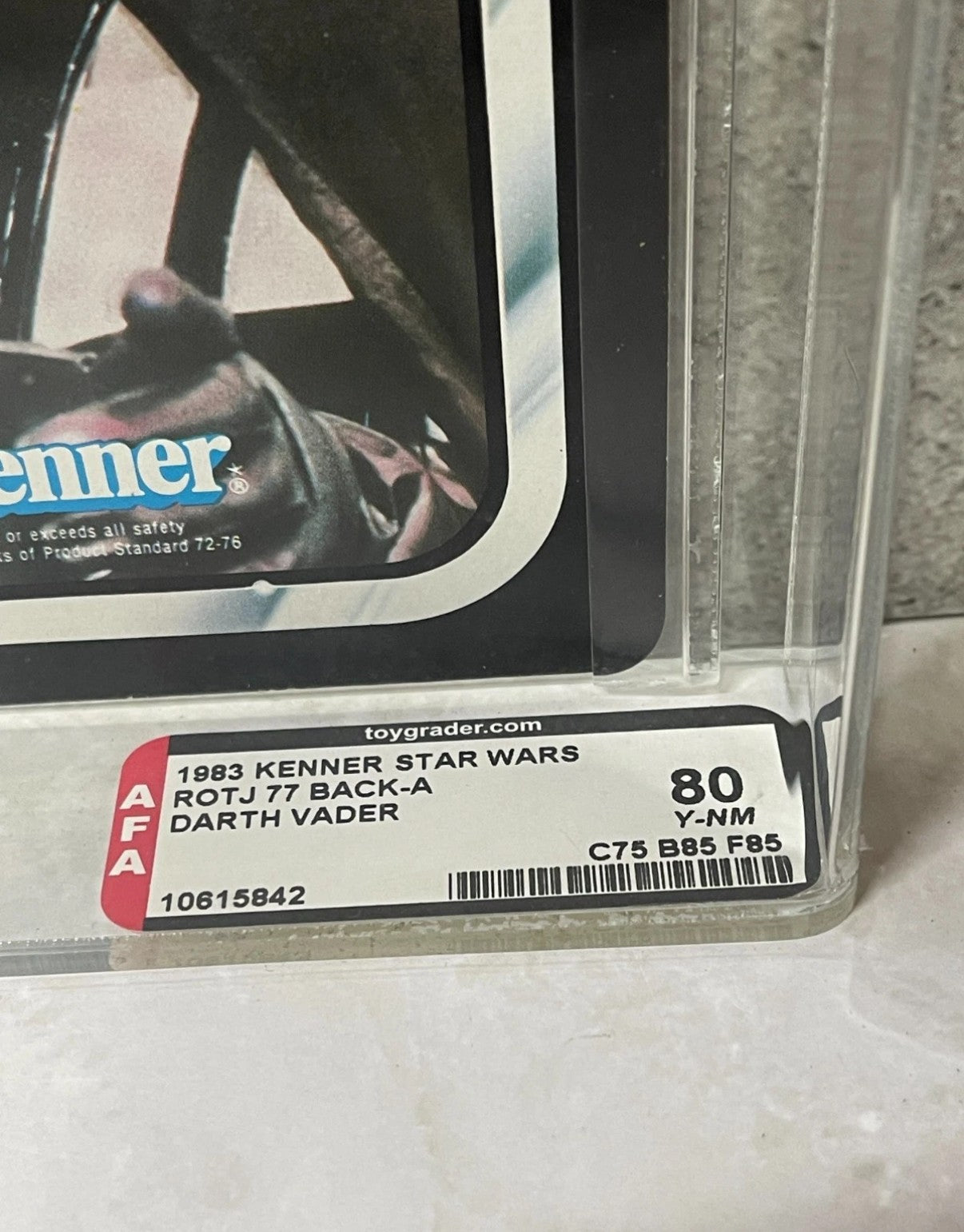 Vintage 1983 Kenner Star Wars Darth Vader — AFA 80 (77-Back)